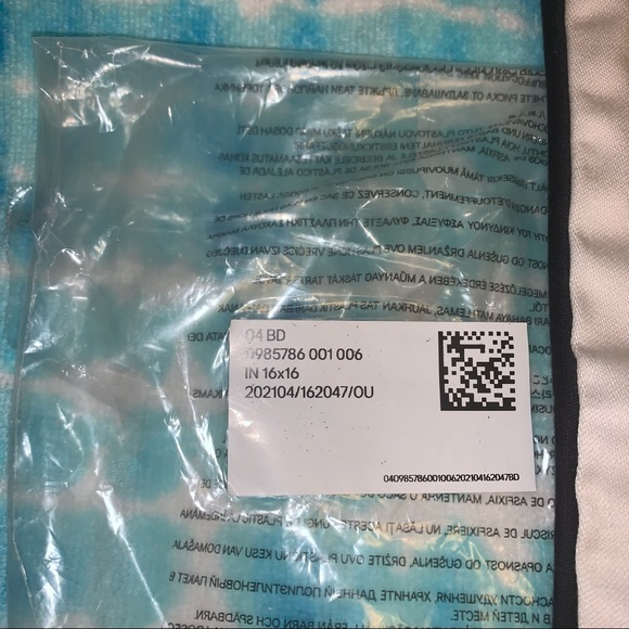 CLASSIC COLLECTION H&M HOME CONSCIOUS Natural Black Design Organic Pillow Cover - Picture 6 of 11